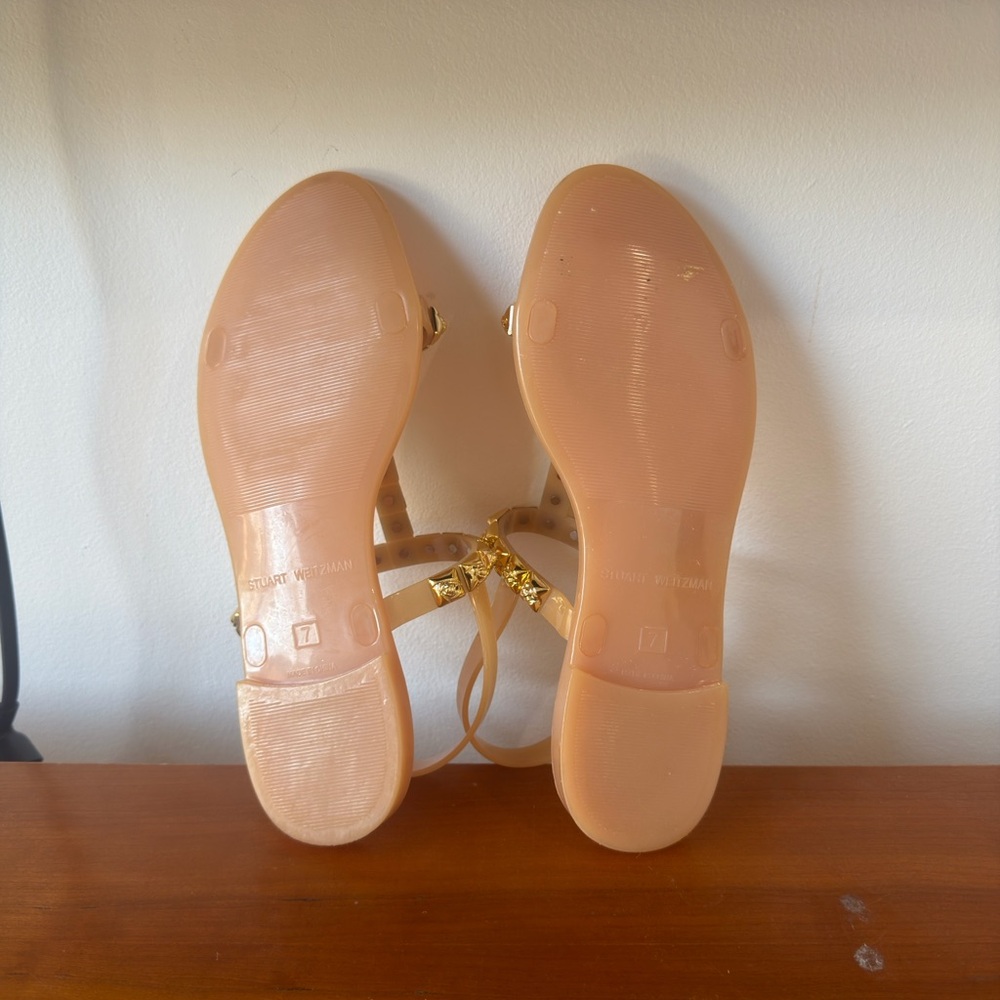 Stuart Weitzman - Picture 3 of 3